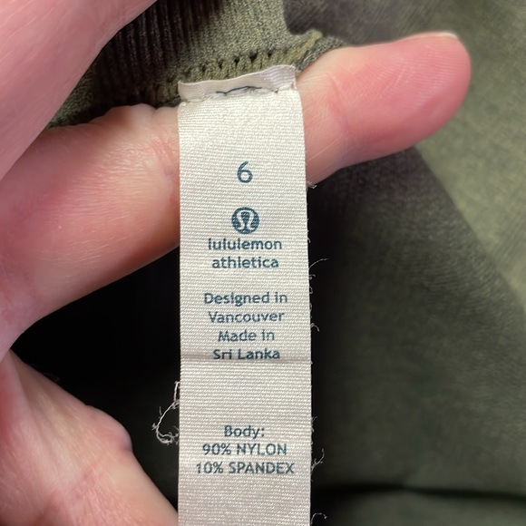 Lululemon Crop Seamless Leggings Green Size 6. - Picture 8 of 10